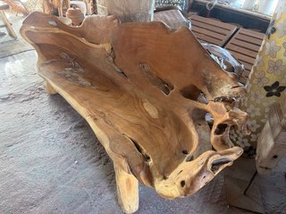 Espectacular Banco de Teca de Madera Natural