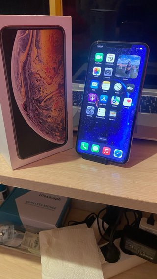 iPhone XS Max 64GB Gold