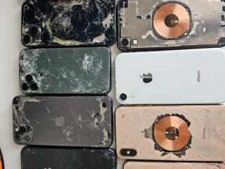 Lote de 18 iPhone para piezas
