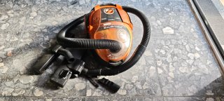 Aspiradora Rowenta Compact 1900W