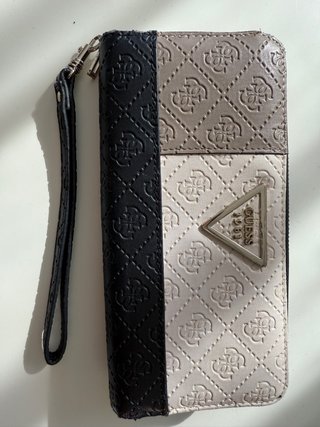 Monedero Guess Negro y Beige