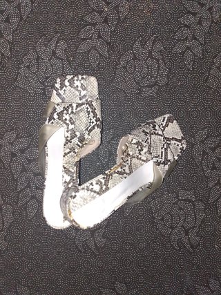 Sandalias Planas Zara Estampado Serpiente