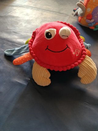Juguetes para bebé: cangrejo y pulpo