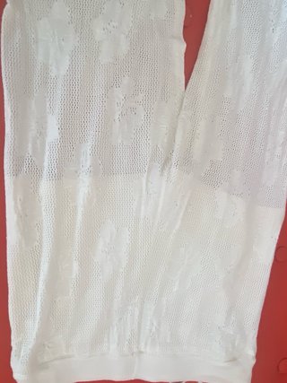 Pantalón Blanco Calado, acampanado.