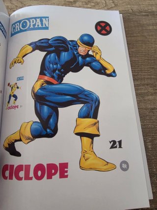 Álbum de Cromos Superhéroes Cropan