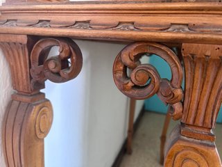 Recibidor antiguo madera y espejo