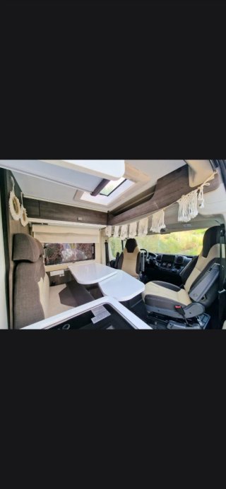 Alquiler camper o autocaravana nueva