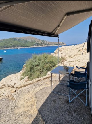 Alquiler camper o autocaravana nueva
