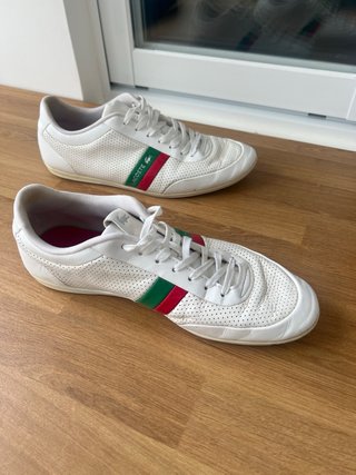Zapatillas Lacoste Blancas con Rayas Verdes y Roja
