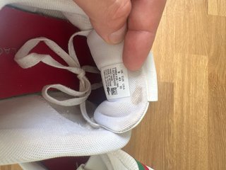 Zapatillas Lacoste Blancas con Rayas Verdes y Roja
