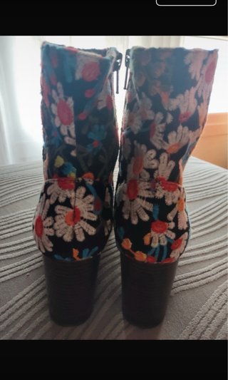 Botines