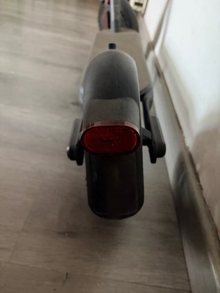 Patinete Eléctrico Xiaomi con cargador