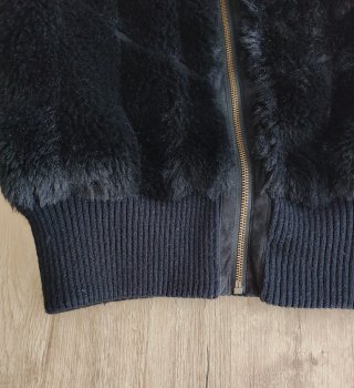 Chaqueta Bomber de Pelo Negra