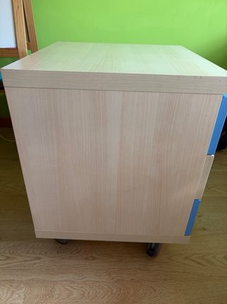 Cajonera con ruedas
