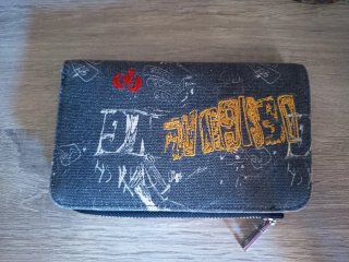 Cartera estampada