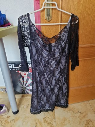 Vestido de gala negro encaje