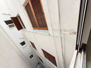 Muy buenas ,agos servicios de manitas  !!