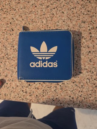 Cartera/Tarjetero Negro con Cremallera