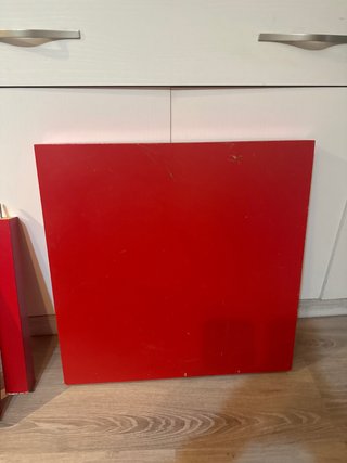 Mesa Ikea Roja