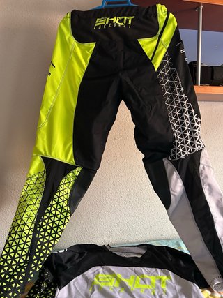 Traje Enduro SHOT Talla L
