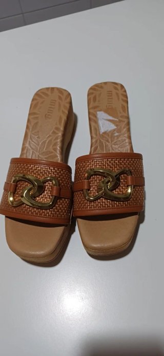 Sandalias MTNG Marrones