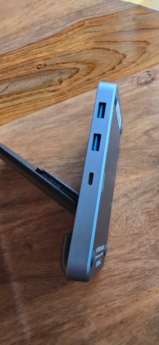 Hub USB-C 8 en 1 HyperDrive HD258B