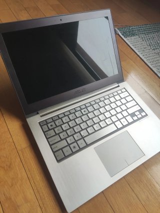Portátil Asus Zenbook UX31E