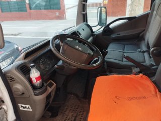 Nissan Cabstar 2008