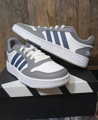 Deportivas Adidas Hoops 3.0 Talla 40