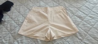 Lote de Ropa Nueva: Chaqueta, Pantalones y Falda