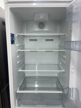Nevera marca Beko con garantía Transporte