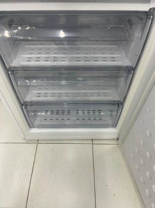 Nevera marca Beko con garantía Transporte