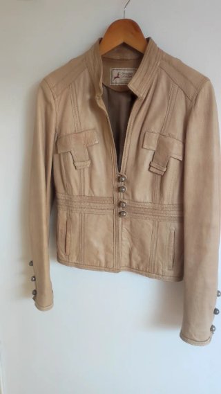 Cazadora de Piel Beige