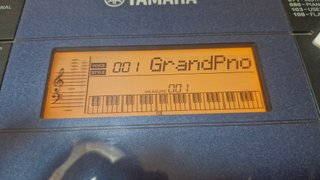 Teclado piano Yamaha PSR-E333