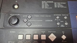 Teclado piano Yamaha PSR-E333