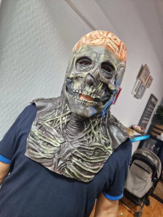 Máscara de Halloween Calavera con Cerebro