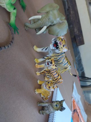 Pack 12 Juguetes Animales de la Selva