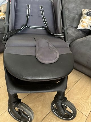 Carrito de bebé Kinderkraft gris