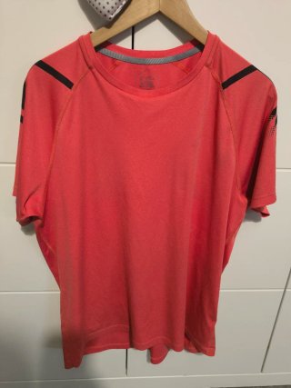 Camiseta técnica Asics roja