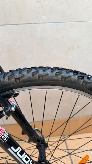 Bicicleta Giant 26 con suspensión