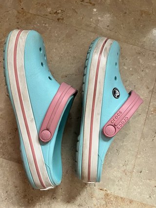 Crocs Crocband niña azul y rosa