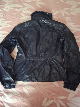 Chubasquero Armani Mujer Talla M