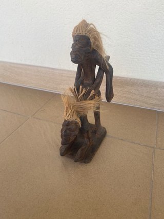 4 Figuras de Madera Tallada a Mano de Indonesia