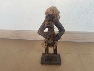 4 Figuras de Madera Tallada a Mano de Indonesia