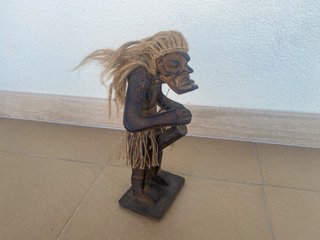 4 Figuras de Madera Tallada a Mano de Indonesia