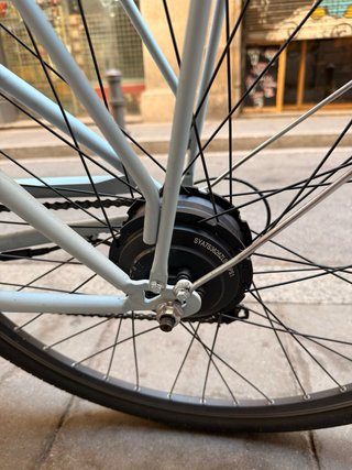 Bicicleta Eléctrica AIRBICI Azul Cielo