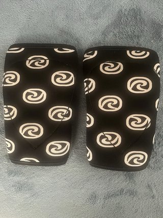 2 Rodilleras Rehband Neopreno Negras Talla XS