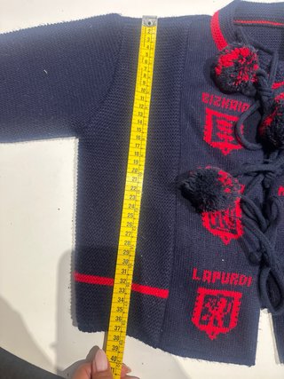 Chaqueta vasca infantil con escudos