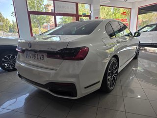 BMW Serie 7 745e