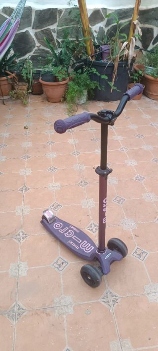Patinete Micro Maxi Deluxe Pro Lila